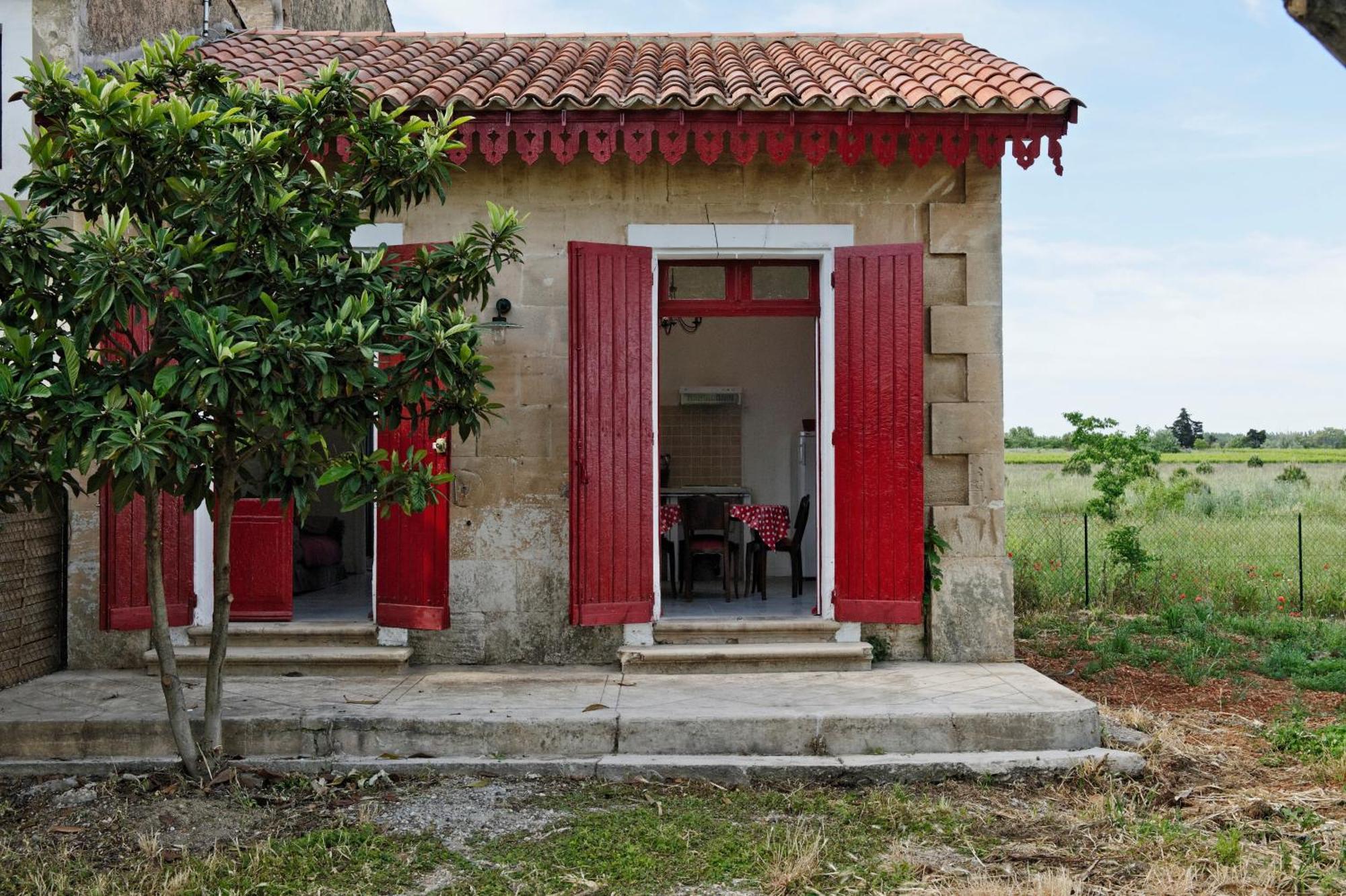 Apartamento Mas Du Notaire Gallician Habitación foto